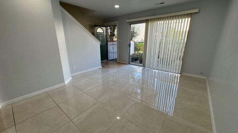 4428 Viejo Way - Union City - California - 2 bed, 1.5 bath rental property