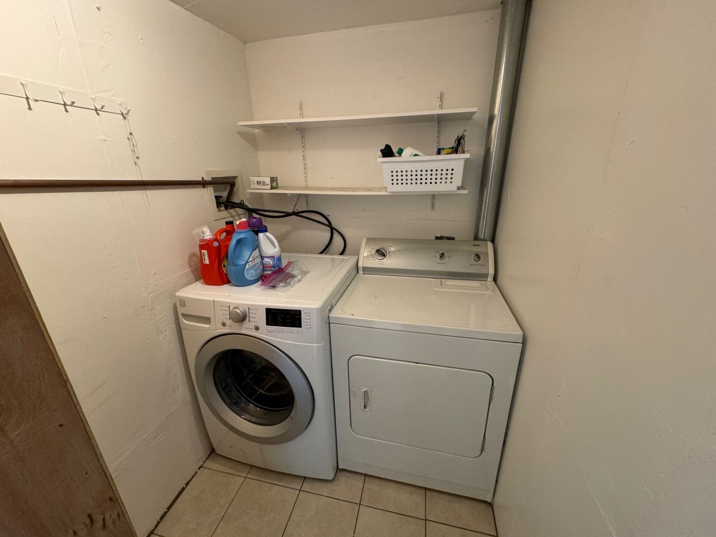 4428 Viejo Way - Union City - California - 2 bed, 1.5 bath rental property