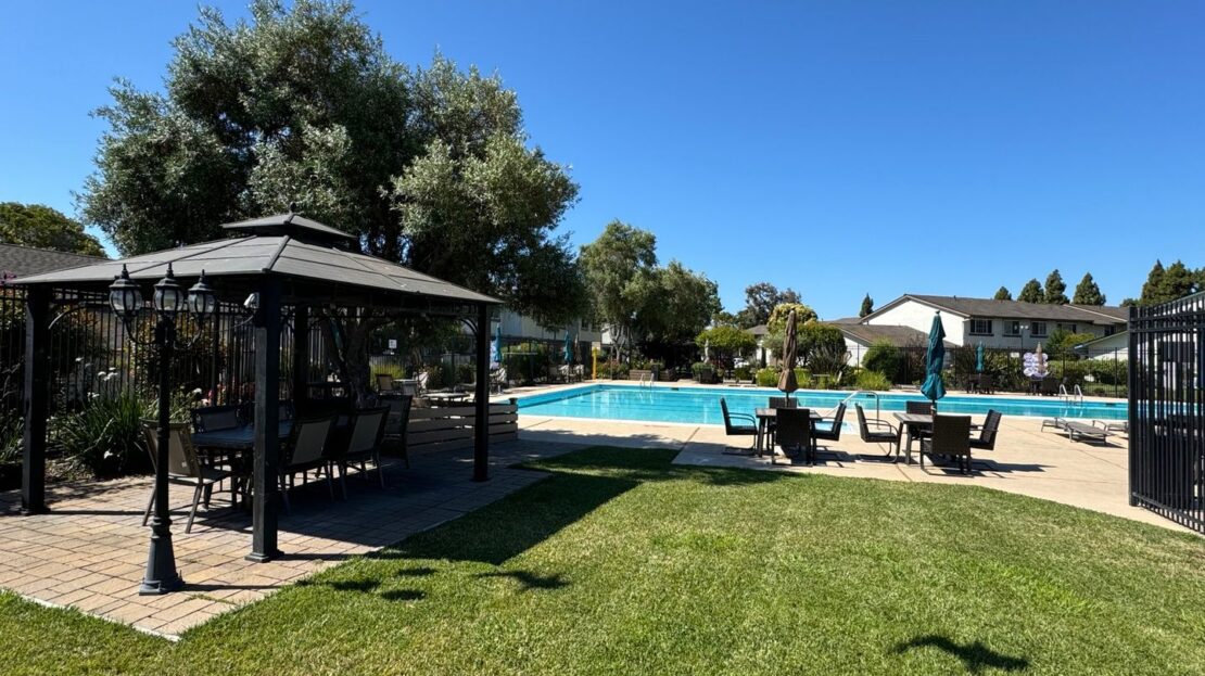 4428 Viejo Way - Union City - California - 2 bed, 1.5 bath rental property