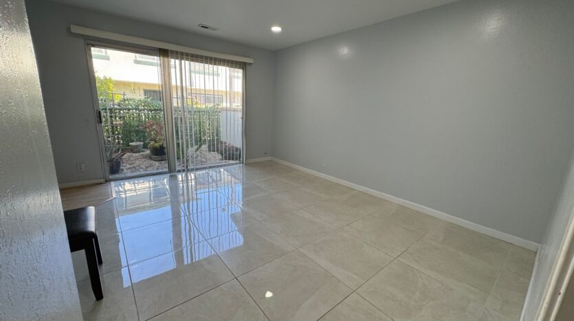 4428 Viejo Way - Union City - California - 2 bed, 1.5 bath rental property