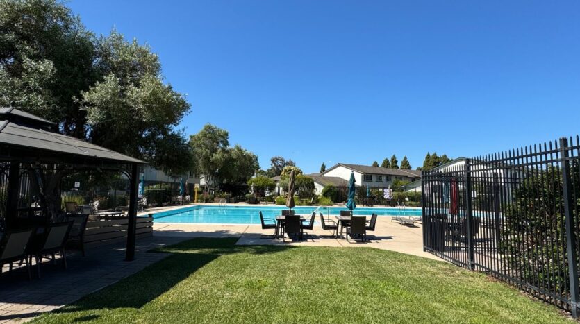 4428 Viejo Way - Union City - California - 2 bed, 1.5 bath rental property