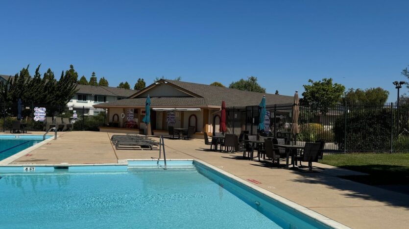 4428 Viejo Way - Union City - California - 2 bed, 1.5 bath rental property