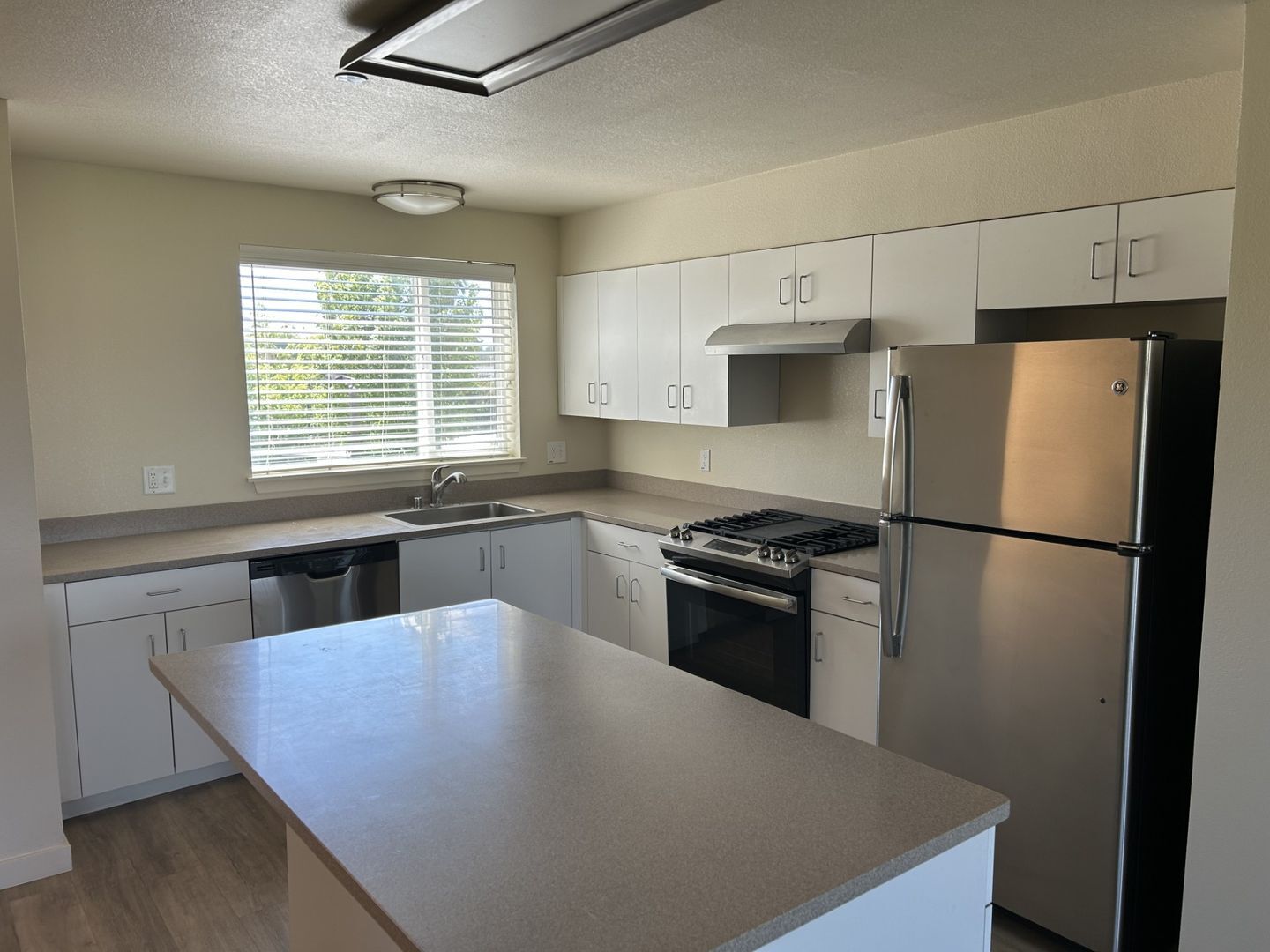 445 Southwest Blvd. - 10 - Rohnert Park - California - 3 bed, 2 bath rental property