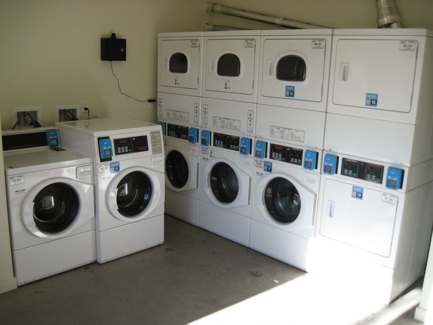 445 Southwest Blvd. - 10 - Rohnert Park - California - 3 bed, 2 bath rental property