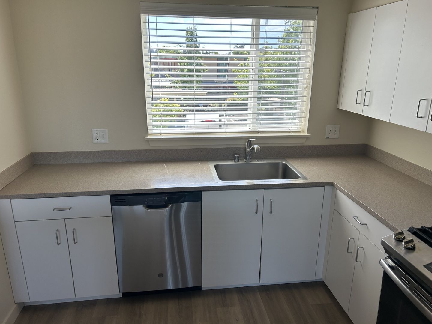 445 Southwest Blvd. - 10 - Rohnert Park - California - 3 bed, 2 bath rental property