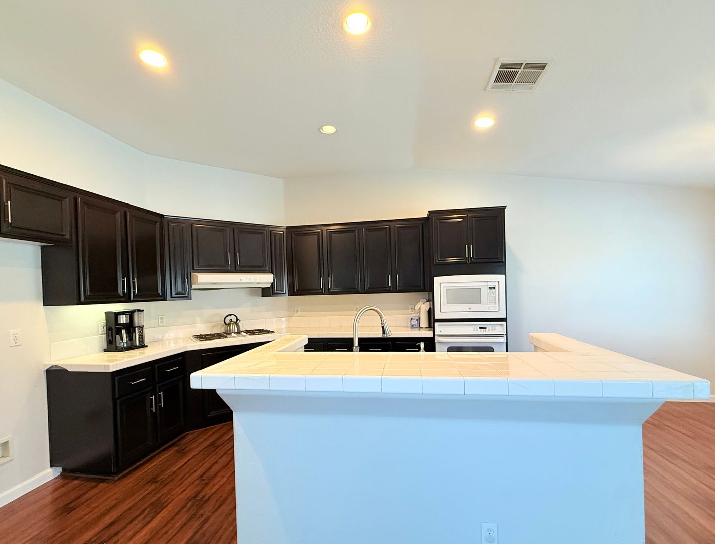 44601 Liberty Avenue - La Quinta - California - 4 bed, 2 bath rental property