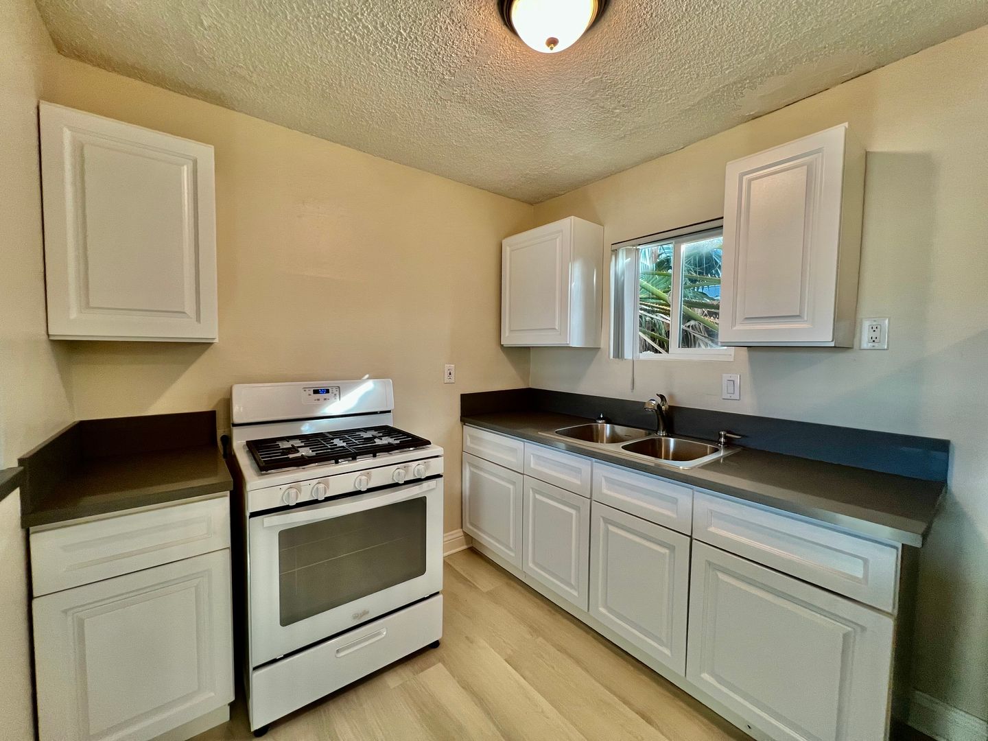 45371 Park Street - Unit 1 - Indio - California - 1 bed, 1 bath rental property