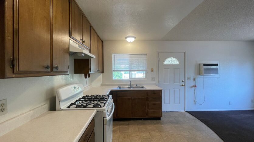 45444 10th St West - Lancaster - California - 1 bed, 1 bath rental property
