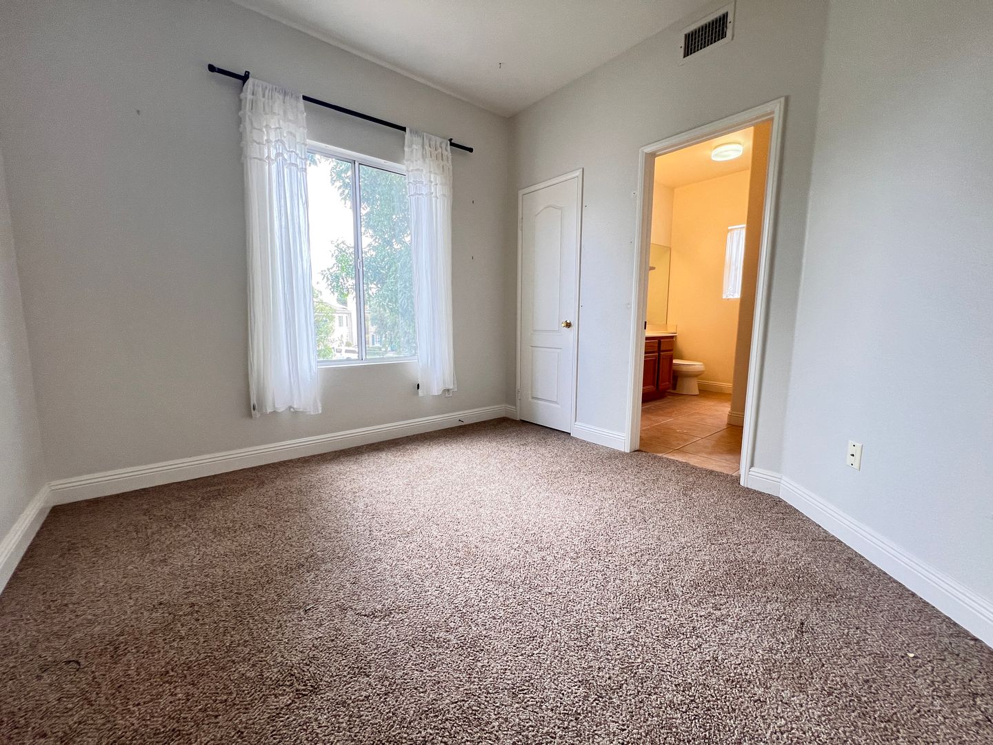 4545 Milano Way - Oceanside - California - 3 bed, 2.5 bath rental property