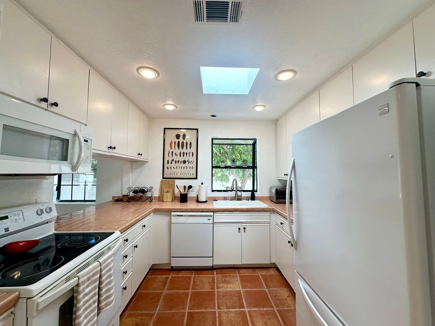 45550 Ocotillo Dr  Unit E - Palm Desert - California - 2 bed, 2 bath rental property