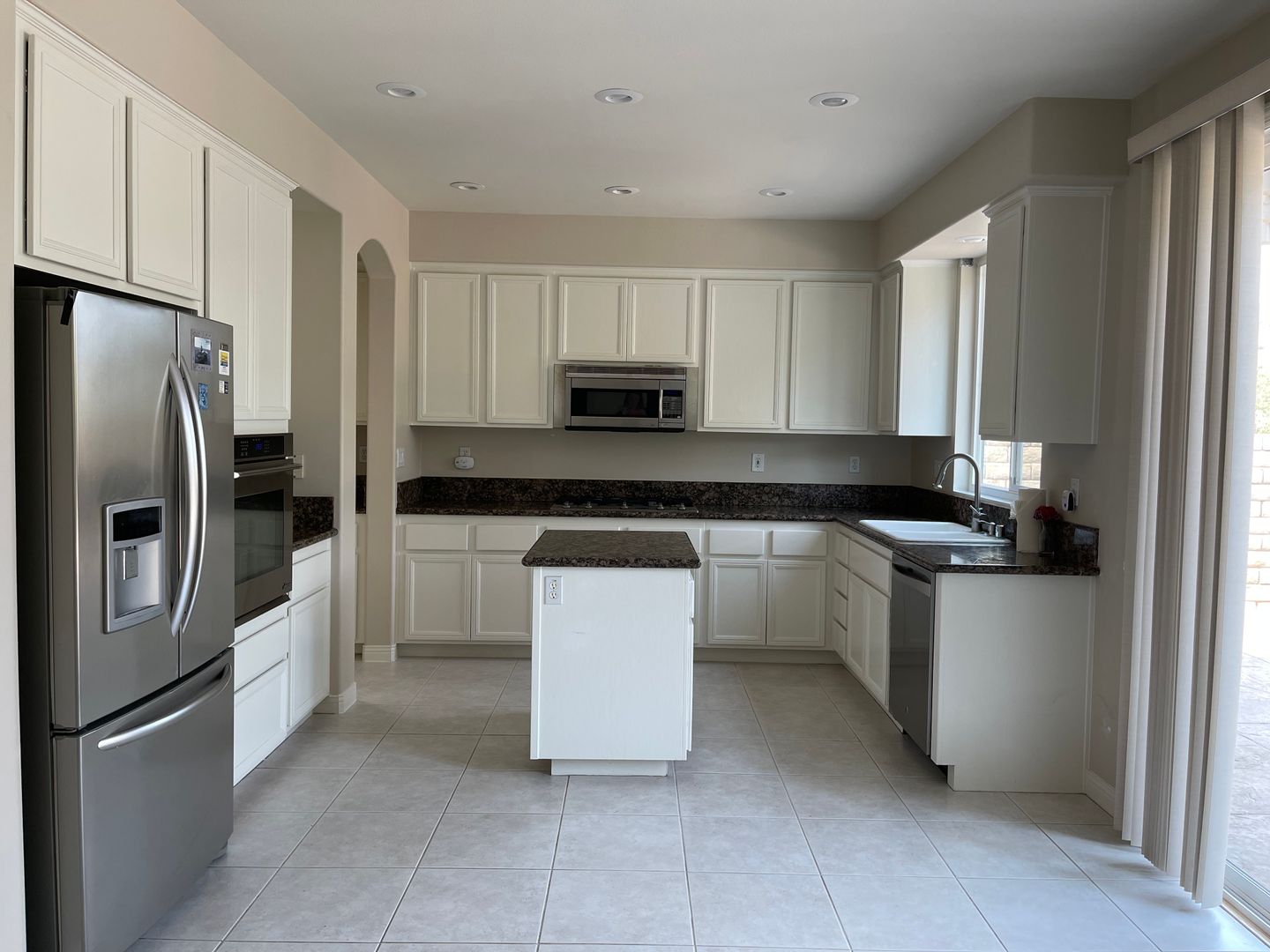 462 Calle Veracruz - Thousand Oaks - California - 4 bed, 3 bath rental property