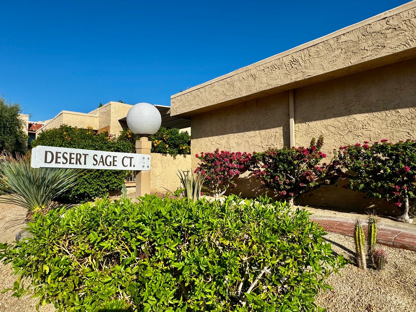 47660 Desert Sage  Ct  - Palm Desert - California - 2 bed, 2 bath rental property