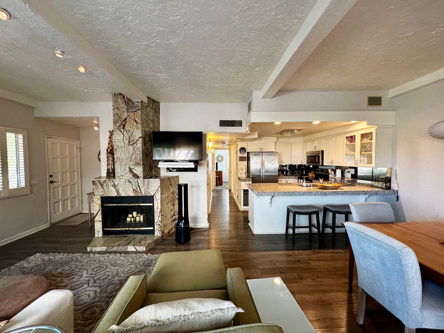 47660 Desert Sage  Ct  - Palm Desert - California - 2 bed, 2 bath rental property