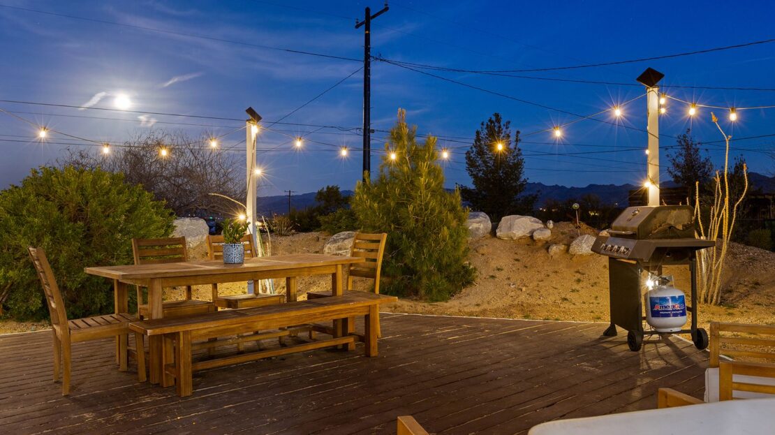 4835 Avenida La Flora Desierta  - Joshua Tree - California - 3 bed, 2 bath rental property