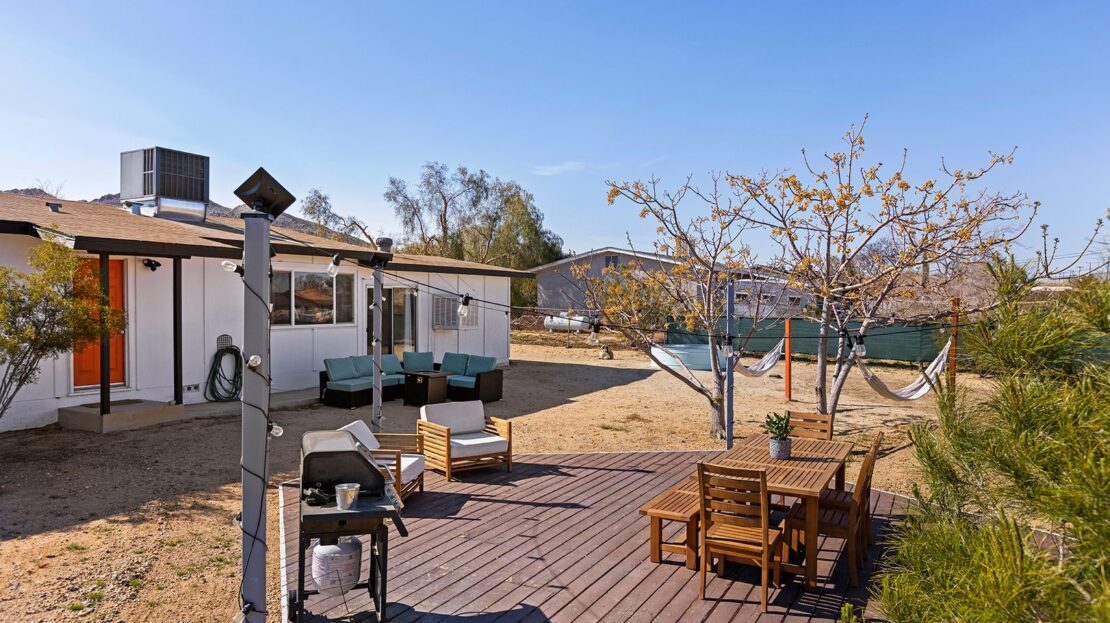 4835 Avenida La Flora Desierta  - Joshua Tree - California - 3 bed, 2 bath rental property