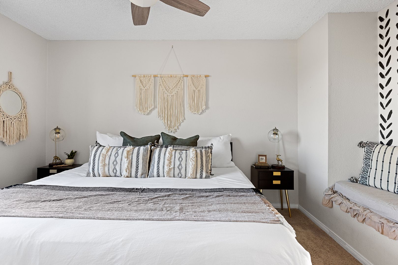 4835 Avenida La Flora Desierta  - Joshua Tree - California - 3 bed, 2 bath rental property