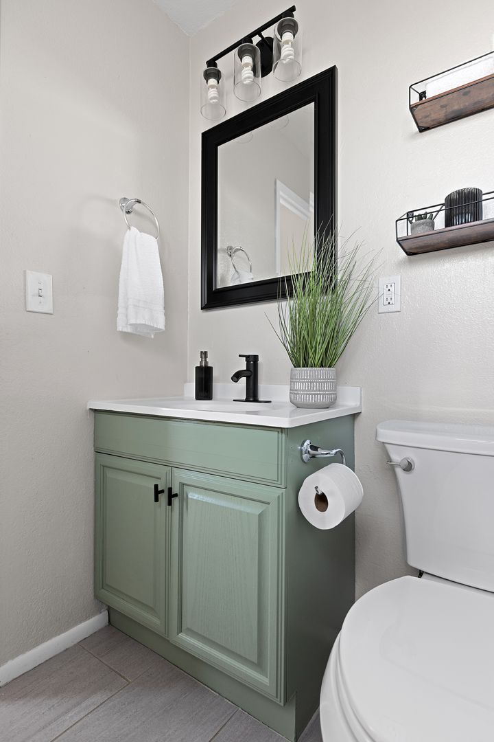 4835 Avenida La Flora Desierta  - Joshua Tree - California - 3 bed, 2 bath rental property