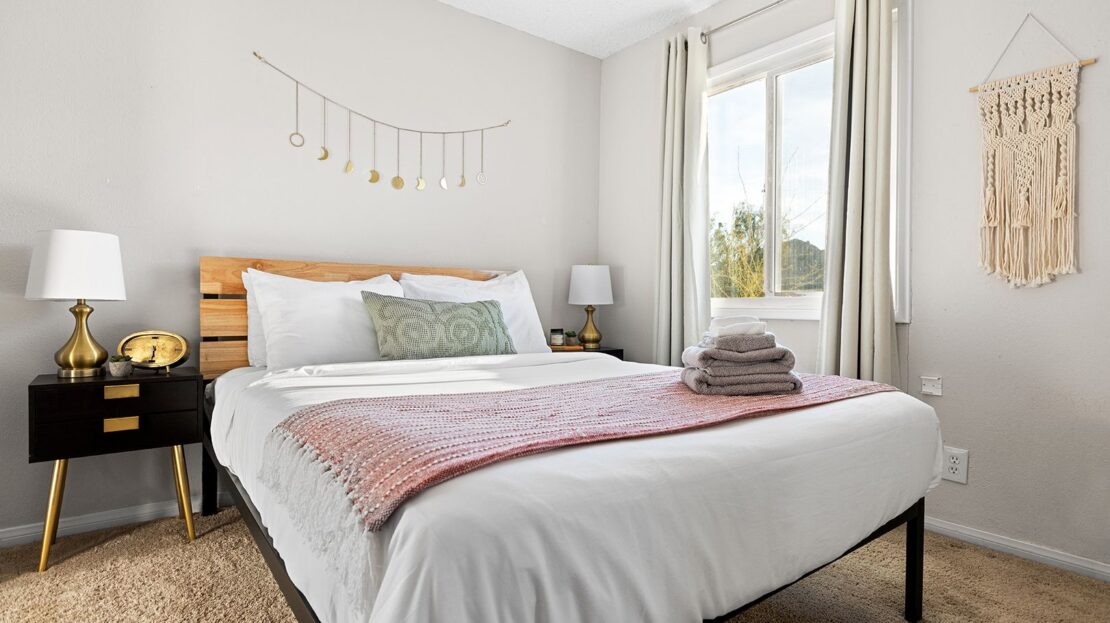 4835 Avenida La Flora Desierta  - Joshua Tree - California - 3 bed, 2 bath rental property