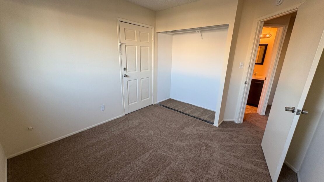 4885 Cole Street #9 - San Diego - California - 3 bed, 1.5 bath rental property