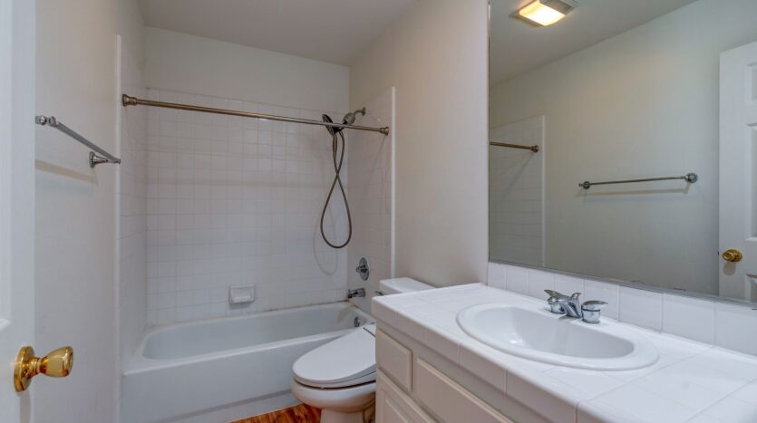 4896 Via Bella - Thousand Oaks - California - 4 bed, 3 bath rental property