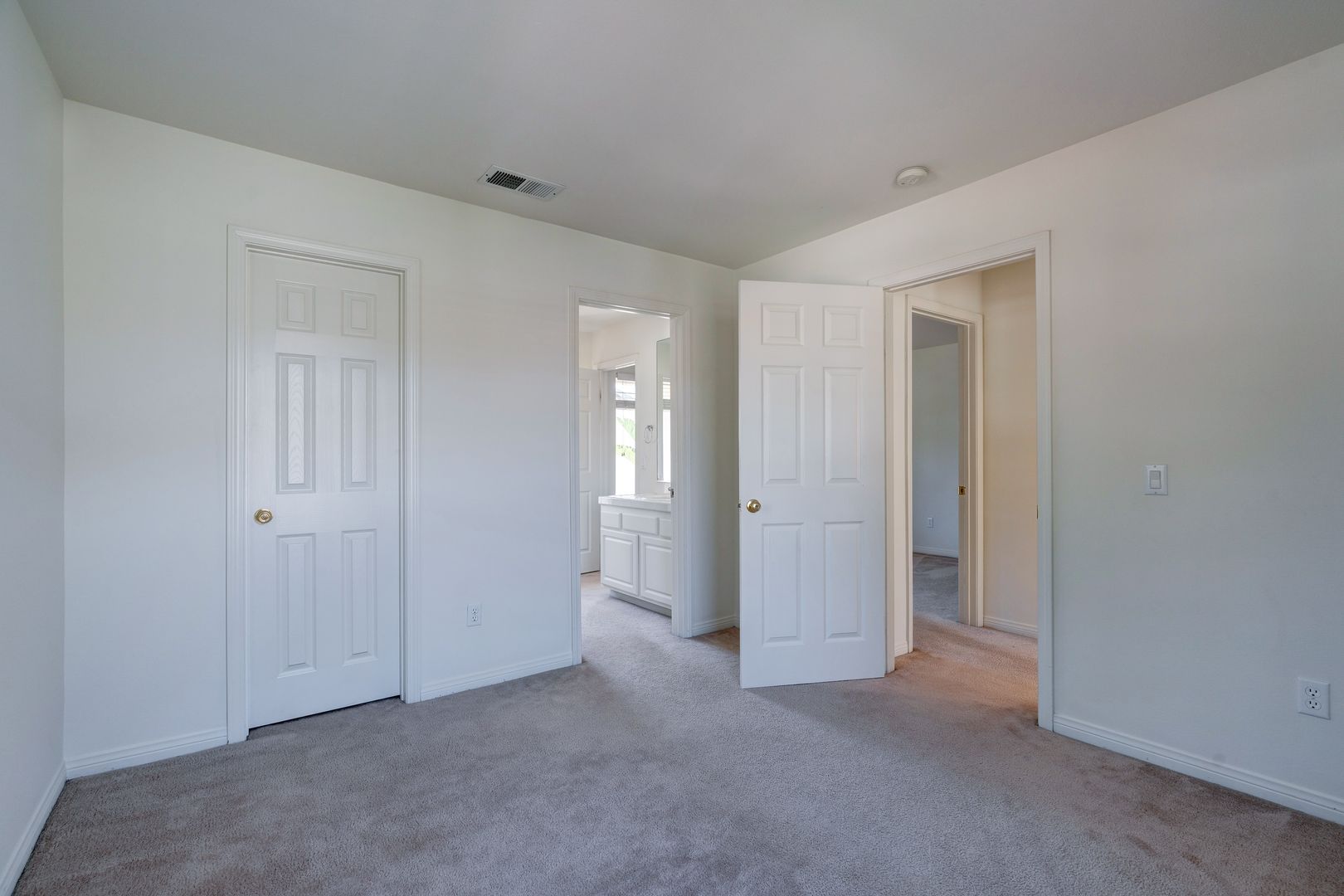 4896 Via Bella - Thousand Oaks - California - 4 bed, 3 bath rental property