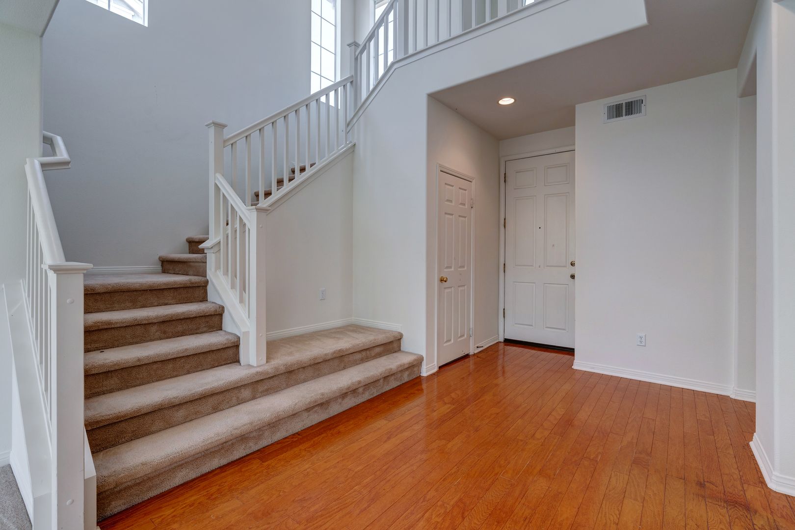 4896 Via Bella - Thousand Oaks - California - 4 bed, 3 bath rental property