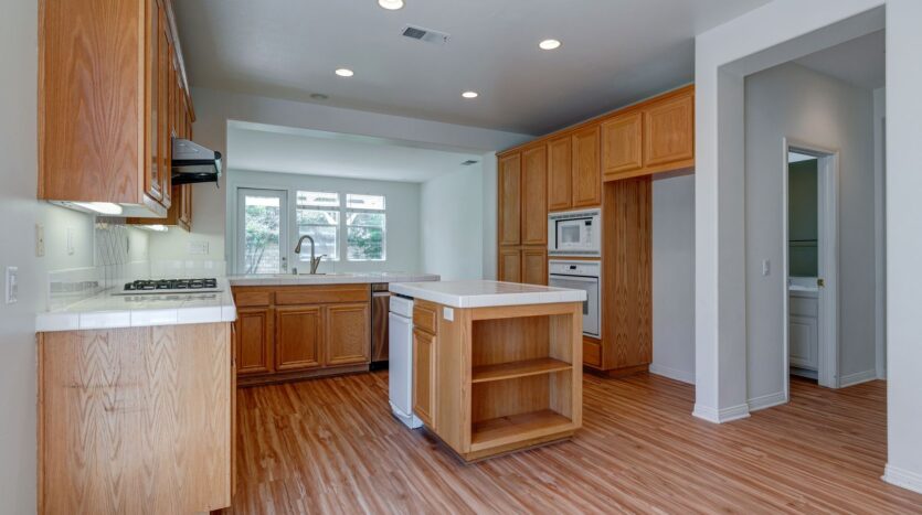 4896 Via Bella - Thousand Oaks - California - 4 bed, 3 bath rental property