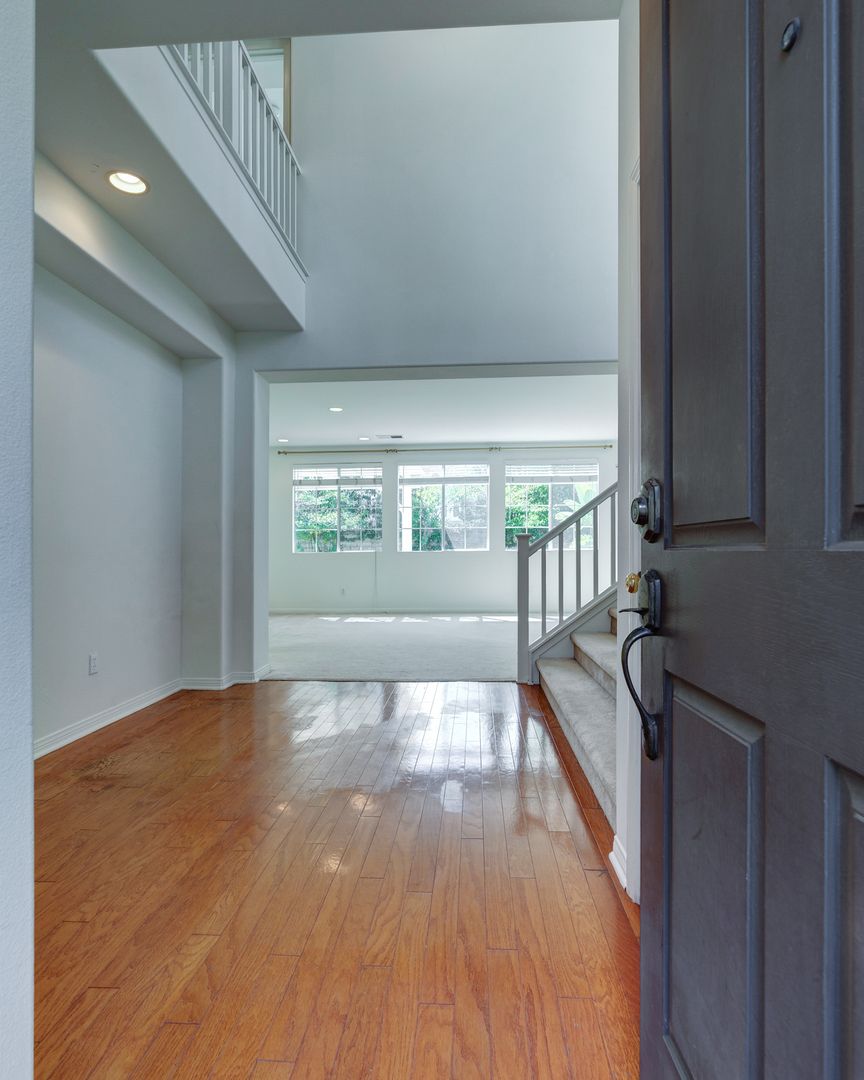 4896 Via Bella - Thousand Oaks - California - 4 bed, 3 bath rental property