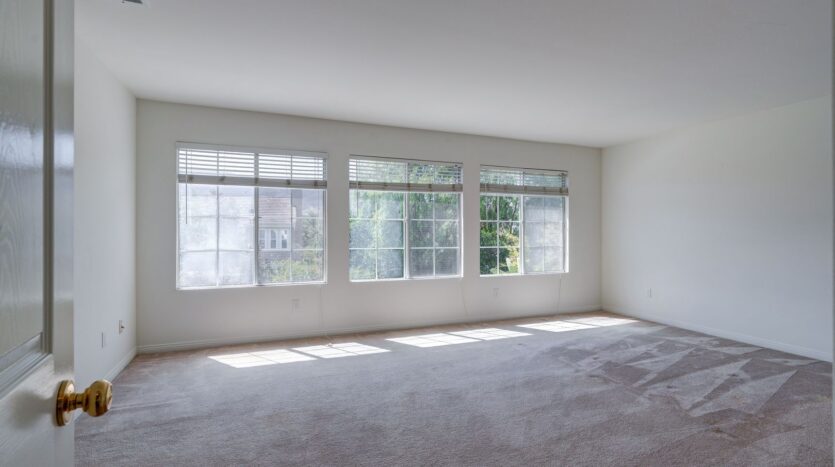 4896 Via Bella - Thousand Oaks - California - 4 bed, 3 bath rental property