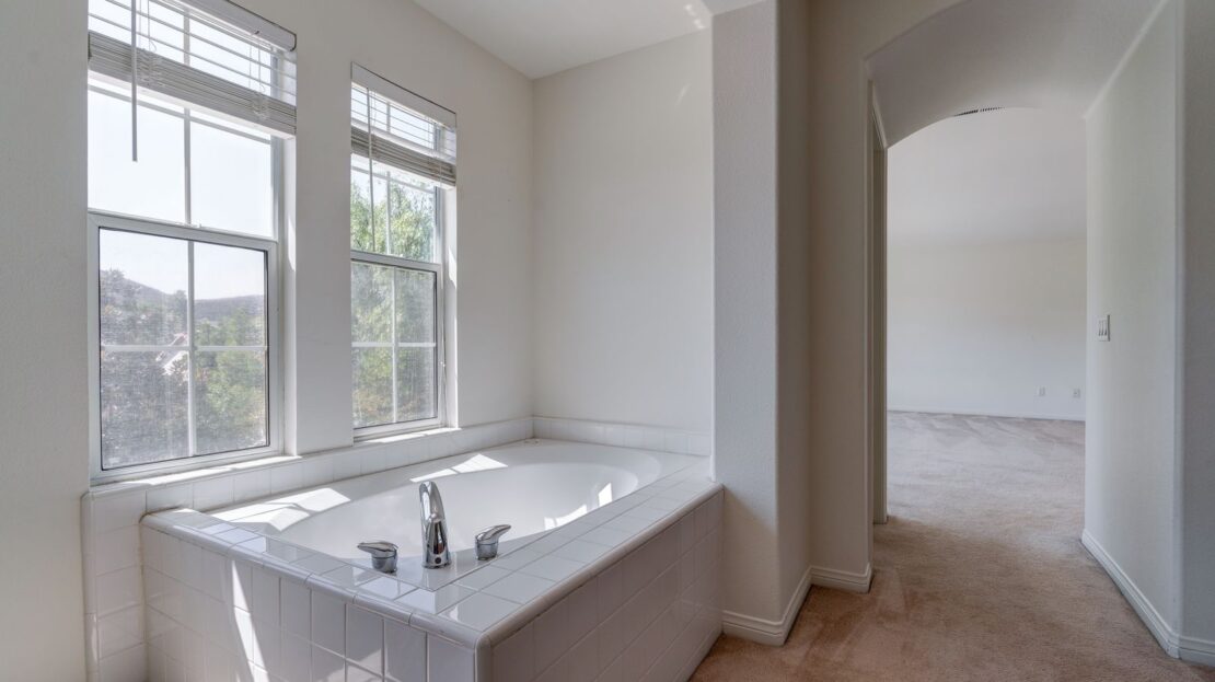 4896 Via Bella - Thousand Oaks - California - 4 bed, 3 bath rental property