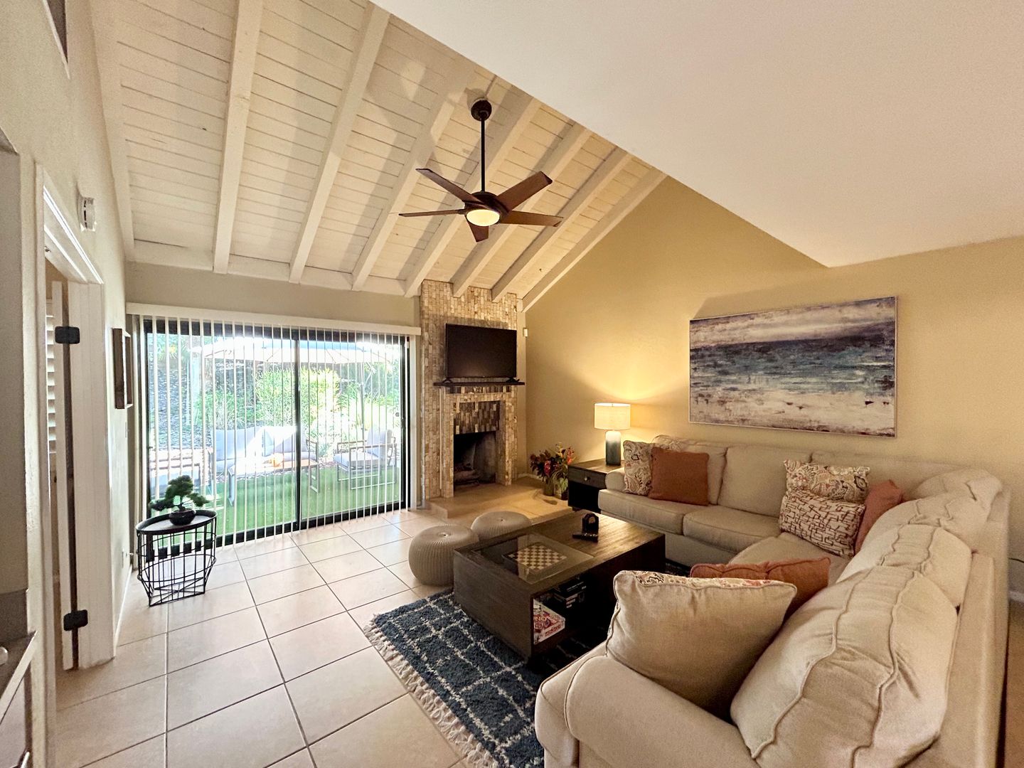 49 Portola Drive  - Palm Springs - California - 3 bed, 2 bath rental property