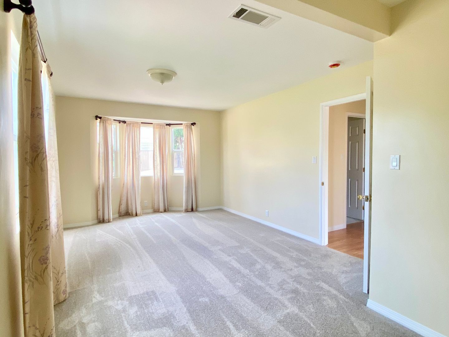 4992 Foothill Road - Carpinteria - California - 4 bed, 2 bath rental property