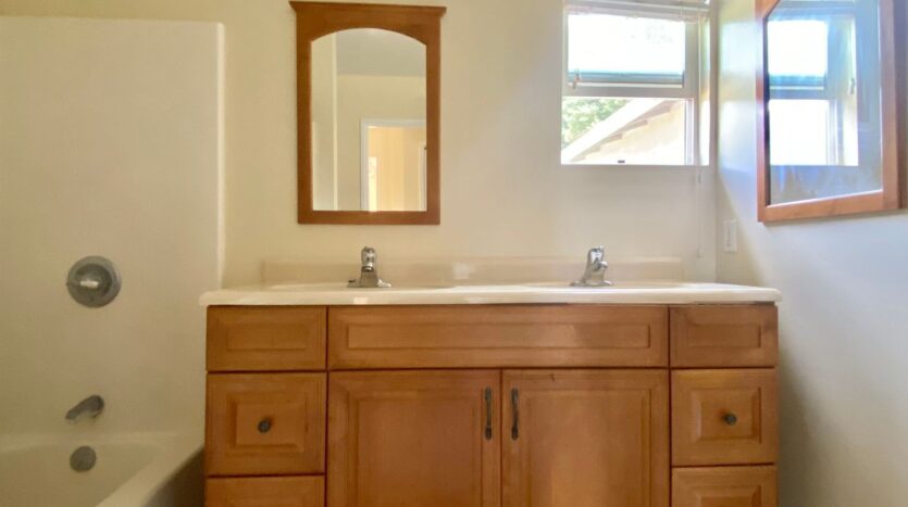 4992 Foothill Road - Carpinteria - California - 4 bed, 2 bath rental property
