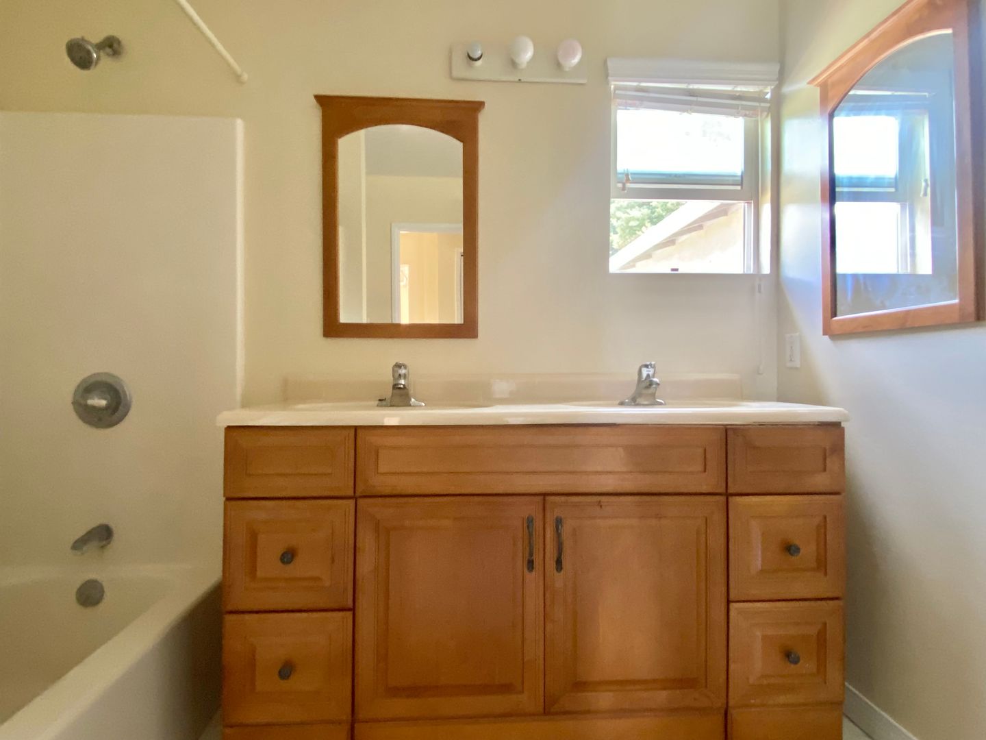 4992 Foothill Road - Carpinteria - California - 4 bed, 2 bath rental property