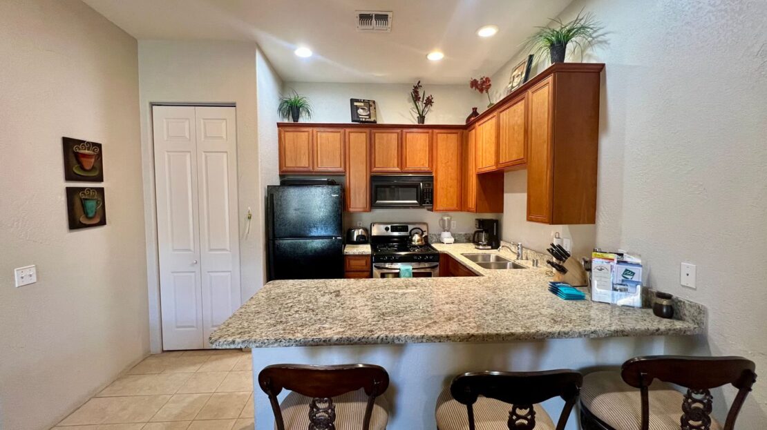 50600 Santa Rosa Plaza Apt 1 - La Quinta - California - 1 bed, 1 bath rental property