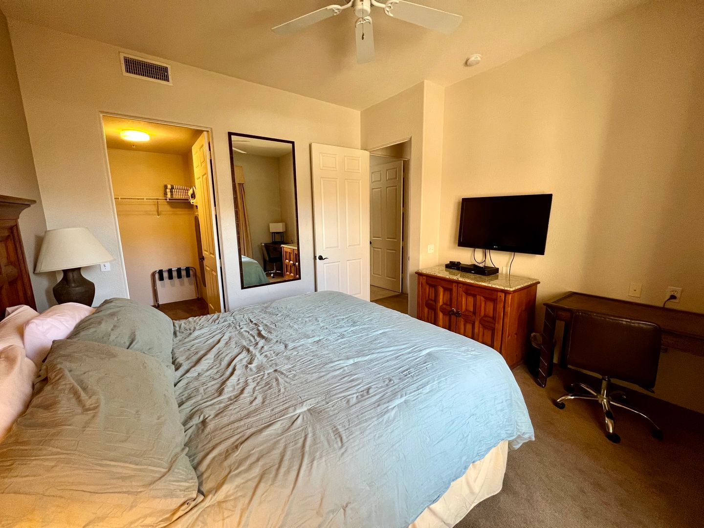 50600 Santa Rosa Plaza Apt 1 - La Quinta - California - 1 bed, 1 bath rental property