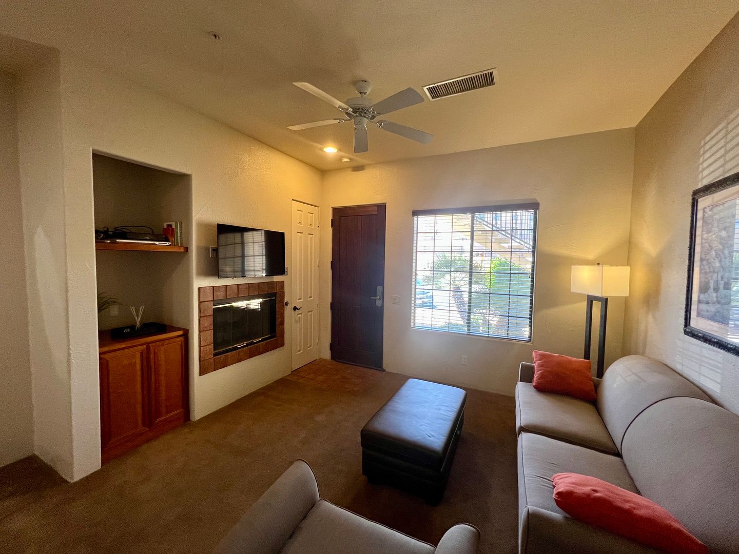 50600 Santa Rosa Plaza Apt 1 - La Quinta - California - 1 bed, 1 bath rental property