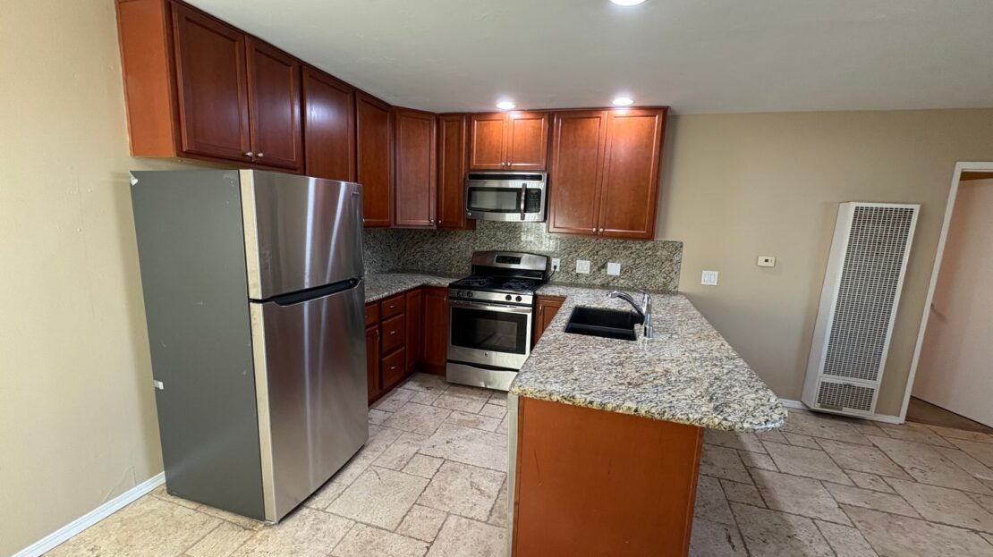 5065 W. Point Loma Blvd -A - San Diego - California - 1 bed, 1 bath rental property