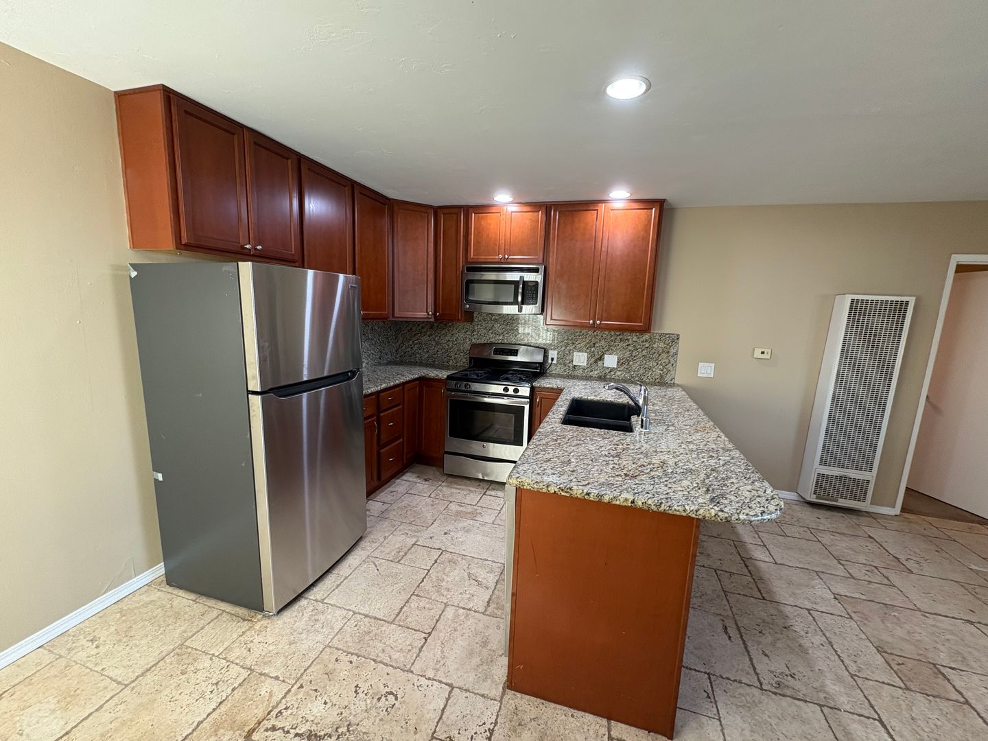 5065 W. Point Loma Blvd -A - San Diego - California - 1 bed, 1 bath rental property