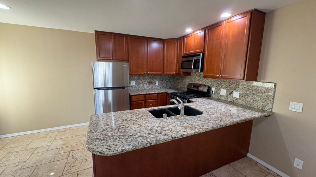 5065 W. Point Loma Blvd -A - San Diego - California - 1 bed, 1 bath rental property