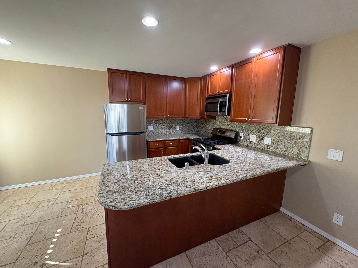 5065 W. Point Loma Blvd -A - San Diego - California - 1 bed, 1 bath rental property