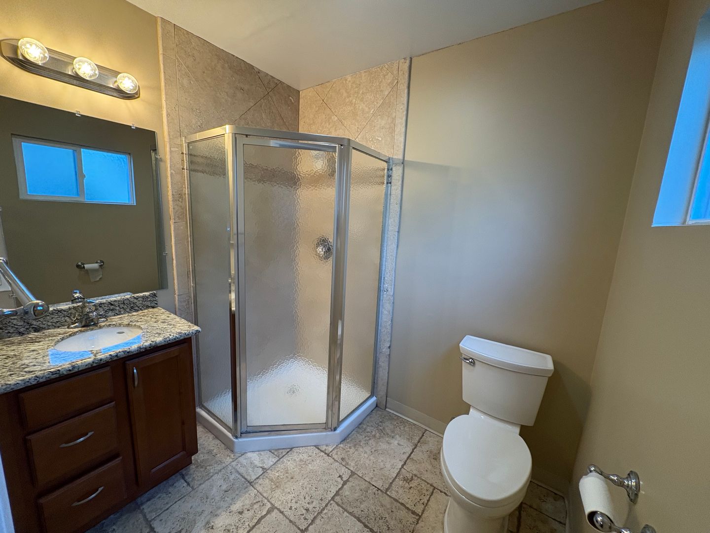 5065 W. Point Loma Blvd -A - San Diego - California - 1 bed, 1 bath rental property