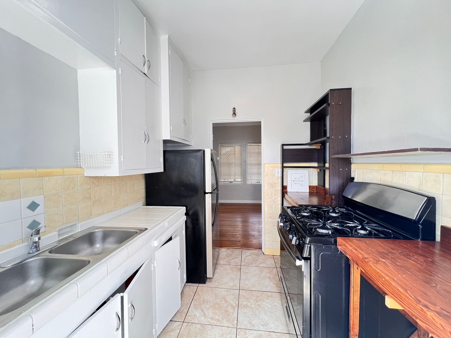 510 Upas St #5 - San Diego - California - 2 bed, 1 bath rental property