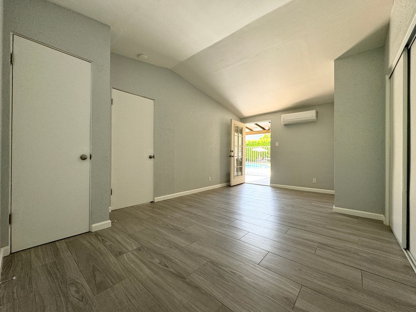 511 East Chuckwalla Rd - Unit 4  - Palm Springs - California - 1 bed, 1 bath rental property