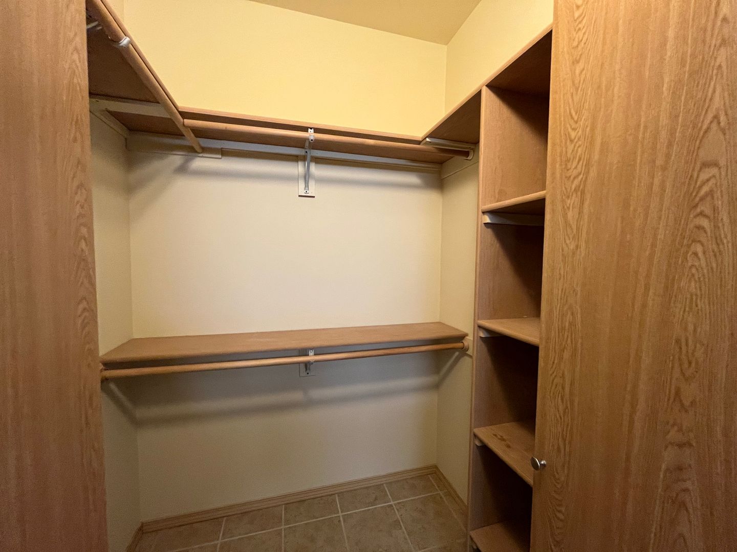 512 Darby Drive #103 - Bellingham - Washington - 2 bed, 2 bath rental property