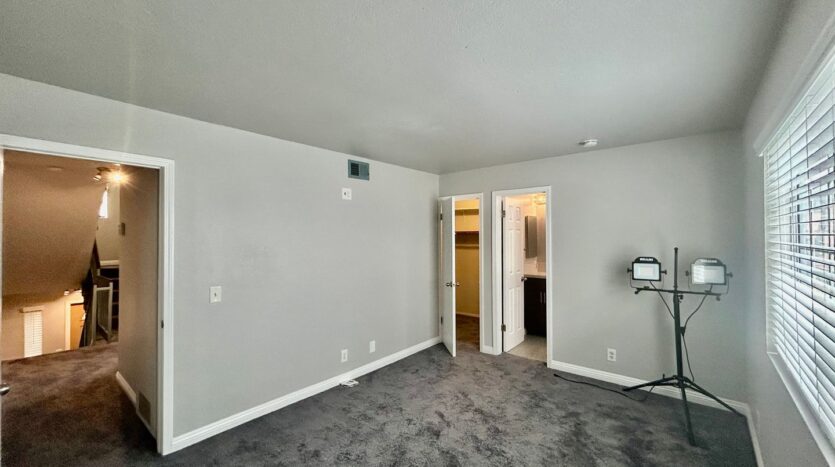 519 E Hazel Street, Unit 18 - Inglewood - California - 3 bed, 2.5 bath rental property