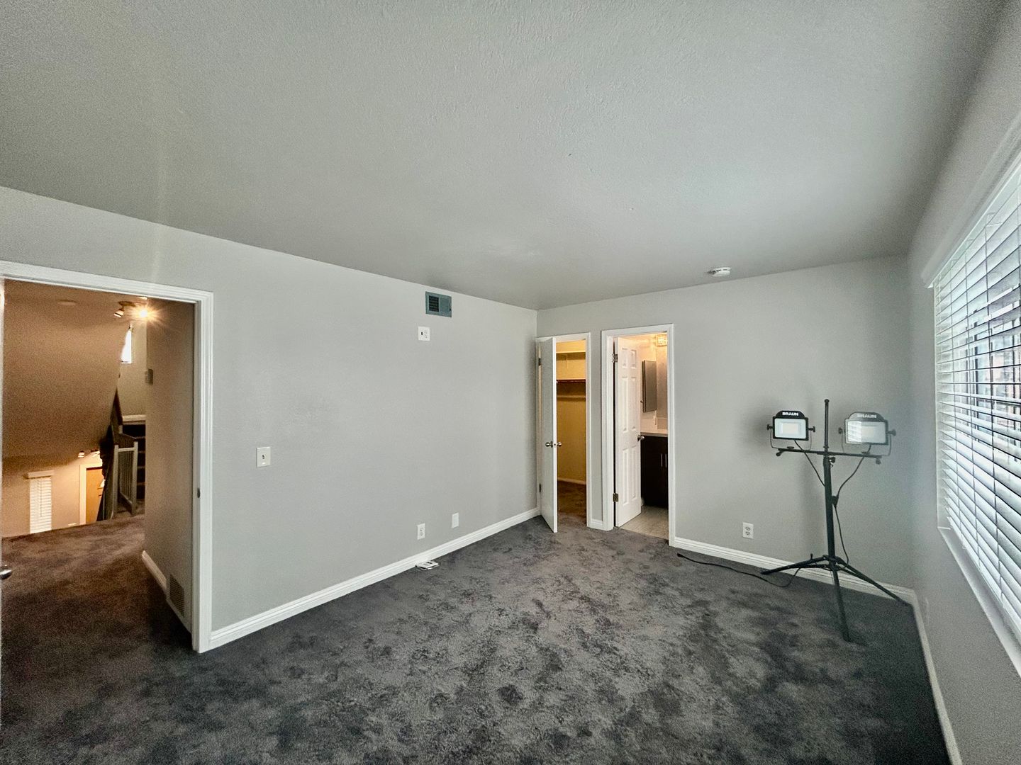 519 E Hazel Street, Unit 18 - Inglewood - California - 3 bed, 2.5 bath rental property