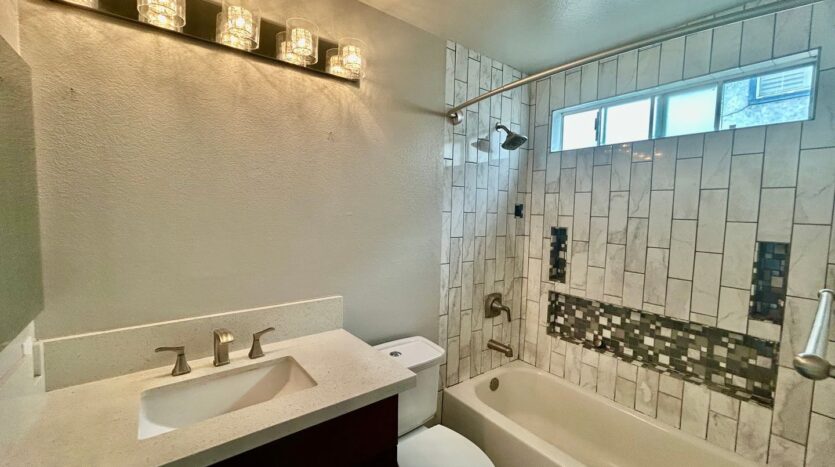 519 E Hazel Street, Unit 18 - Inglewood - California - 3 bed, 2.5 bath rental property