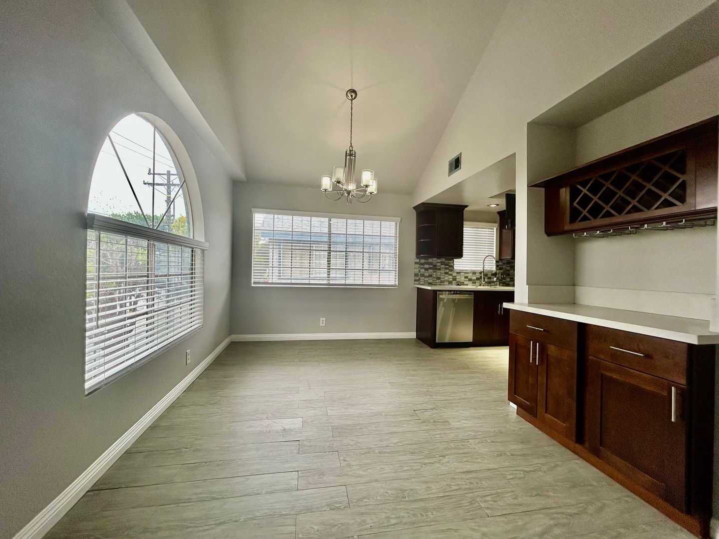 519 E Hazel Street, Unit 18 - Inglewood - California - 3 bed, 2.5 bath rental property