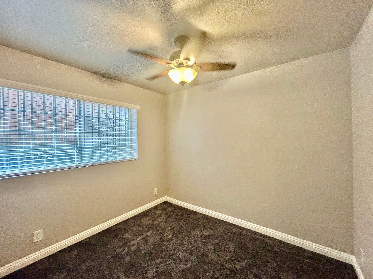 519 E Hazel Street, Unit 18 - Inglewood - California - 3 bed, 2.5 bath rental property